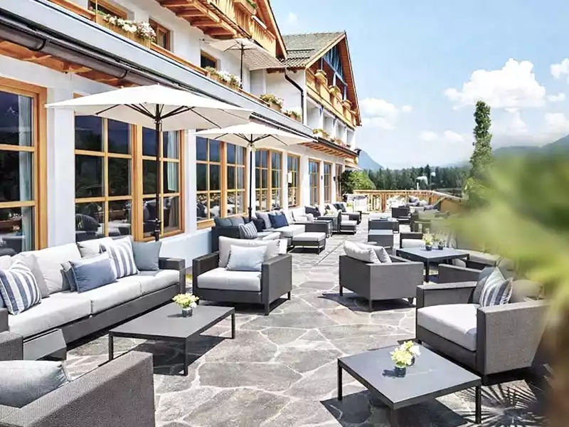 Panoramaterrasse Romantik Alpenhotel Waxenstein