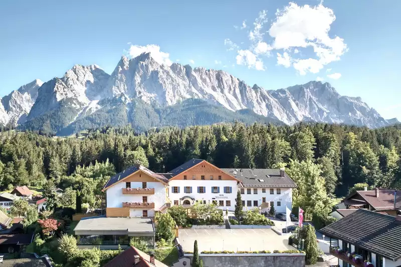 Lage und Anreise zum Waxenstein