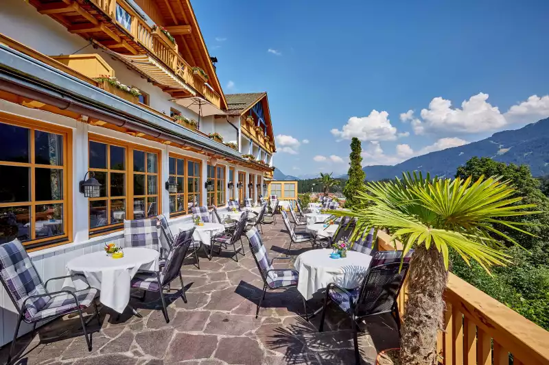 Panoramaterrasse Romantik Alpenhotel Waxenstein